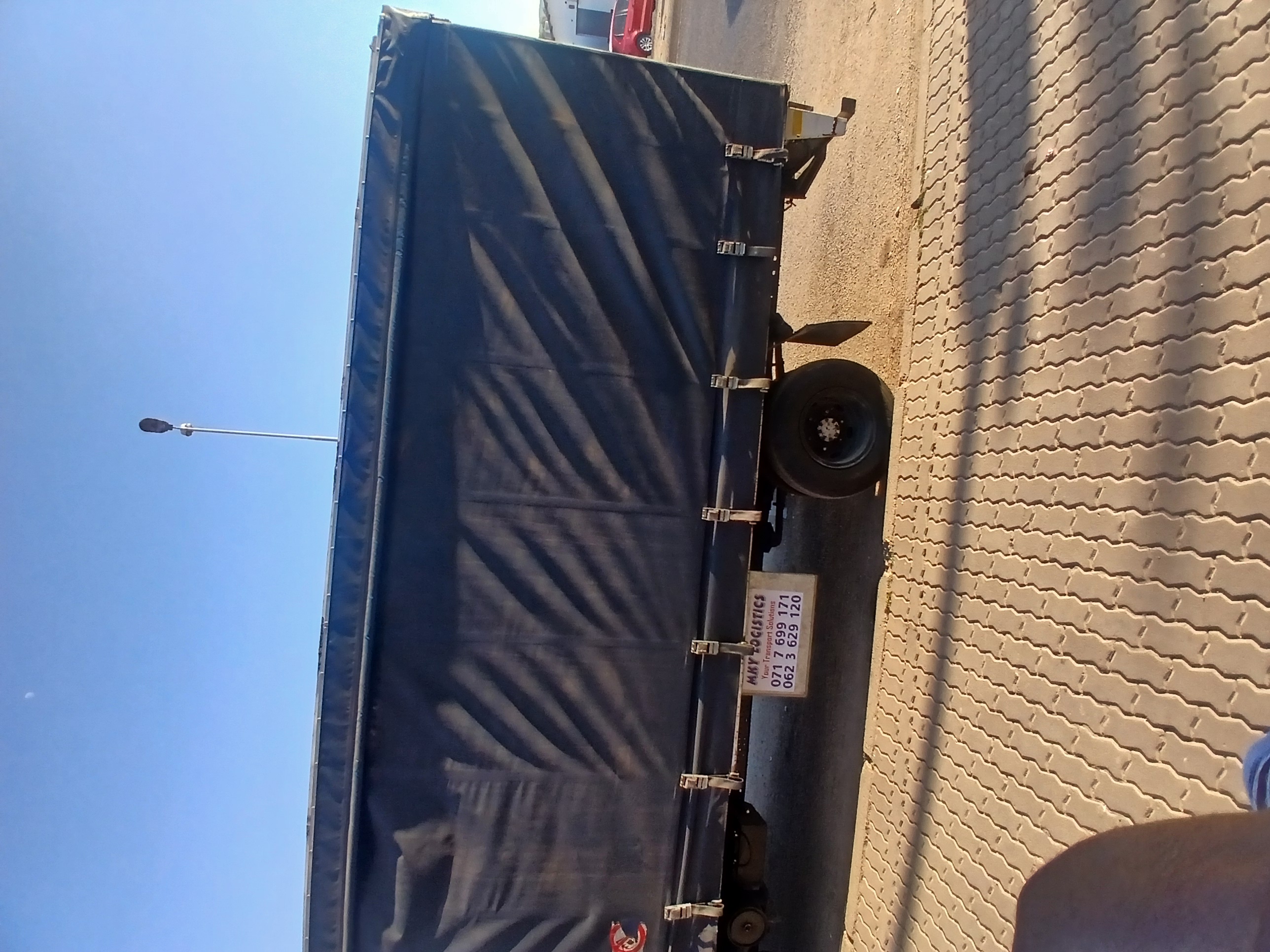 Medium Dropside Truck (4 Ton)