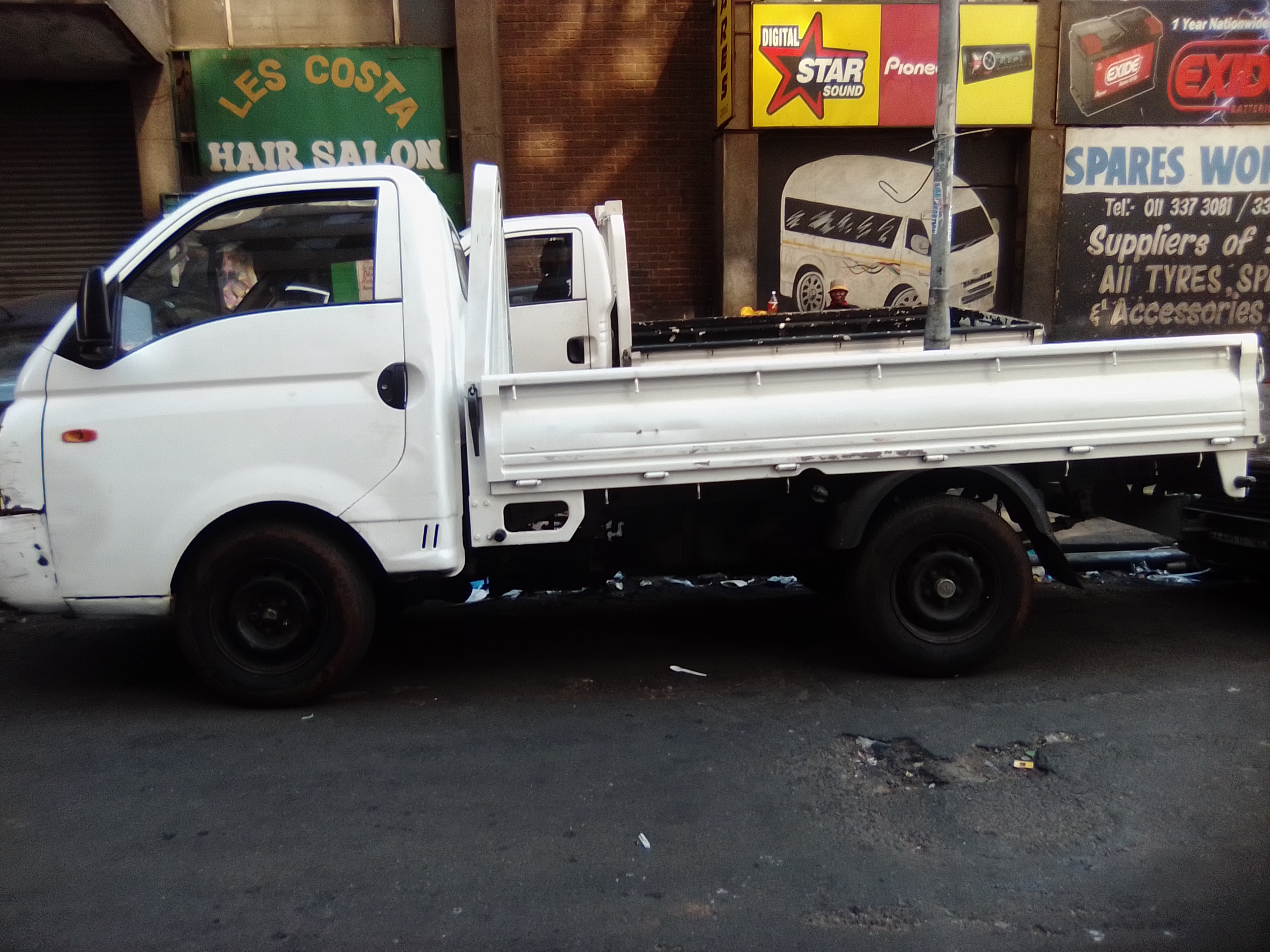 k2700 Truck Hire Near Me for hire in Johannesburg, Germiston, Randburg, springs, vaal, sandton  Gauteng