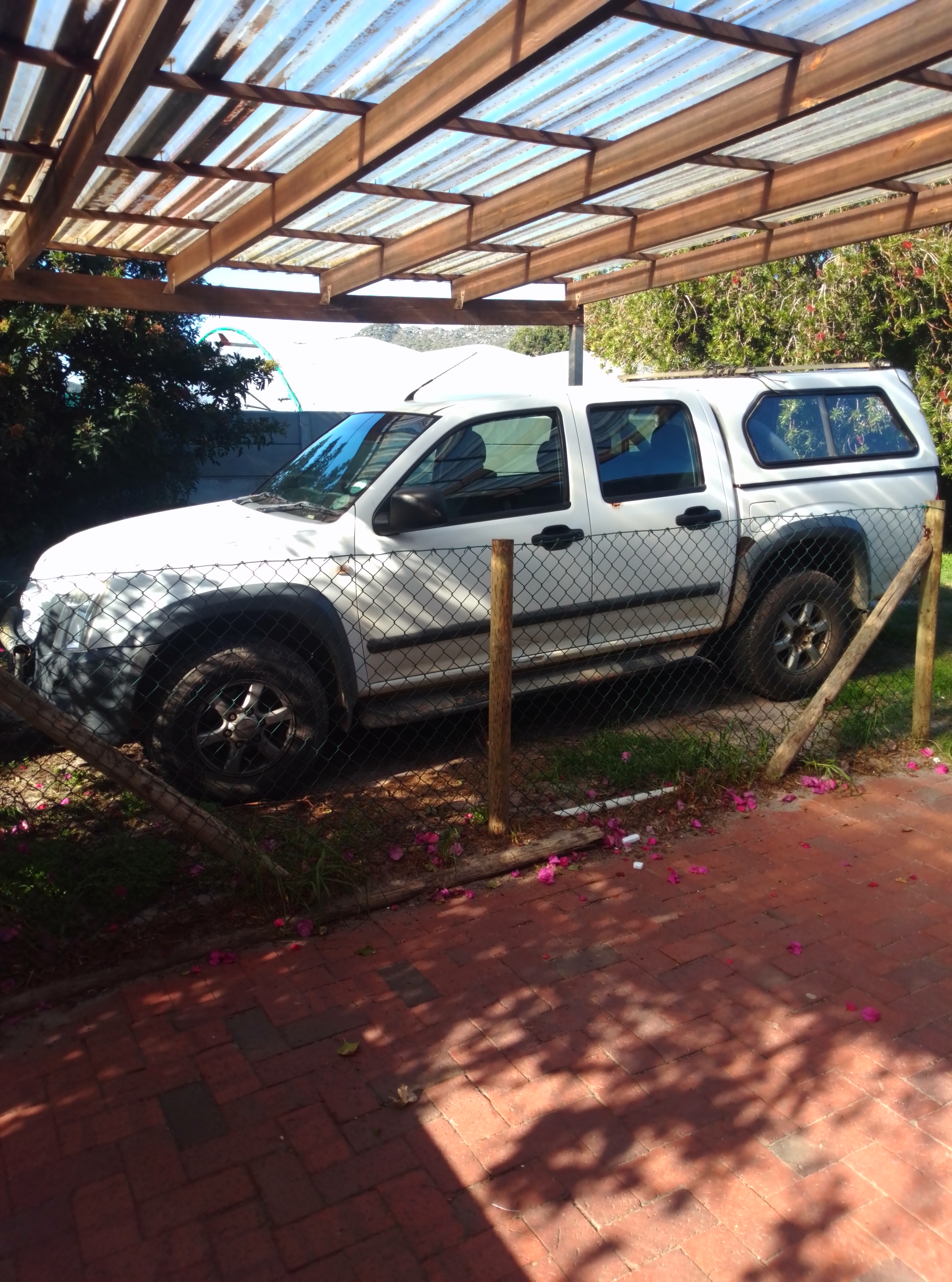 Pickup Lorry for hire in 7975 Western Cape