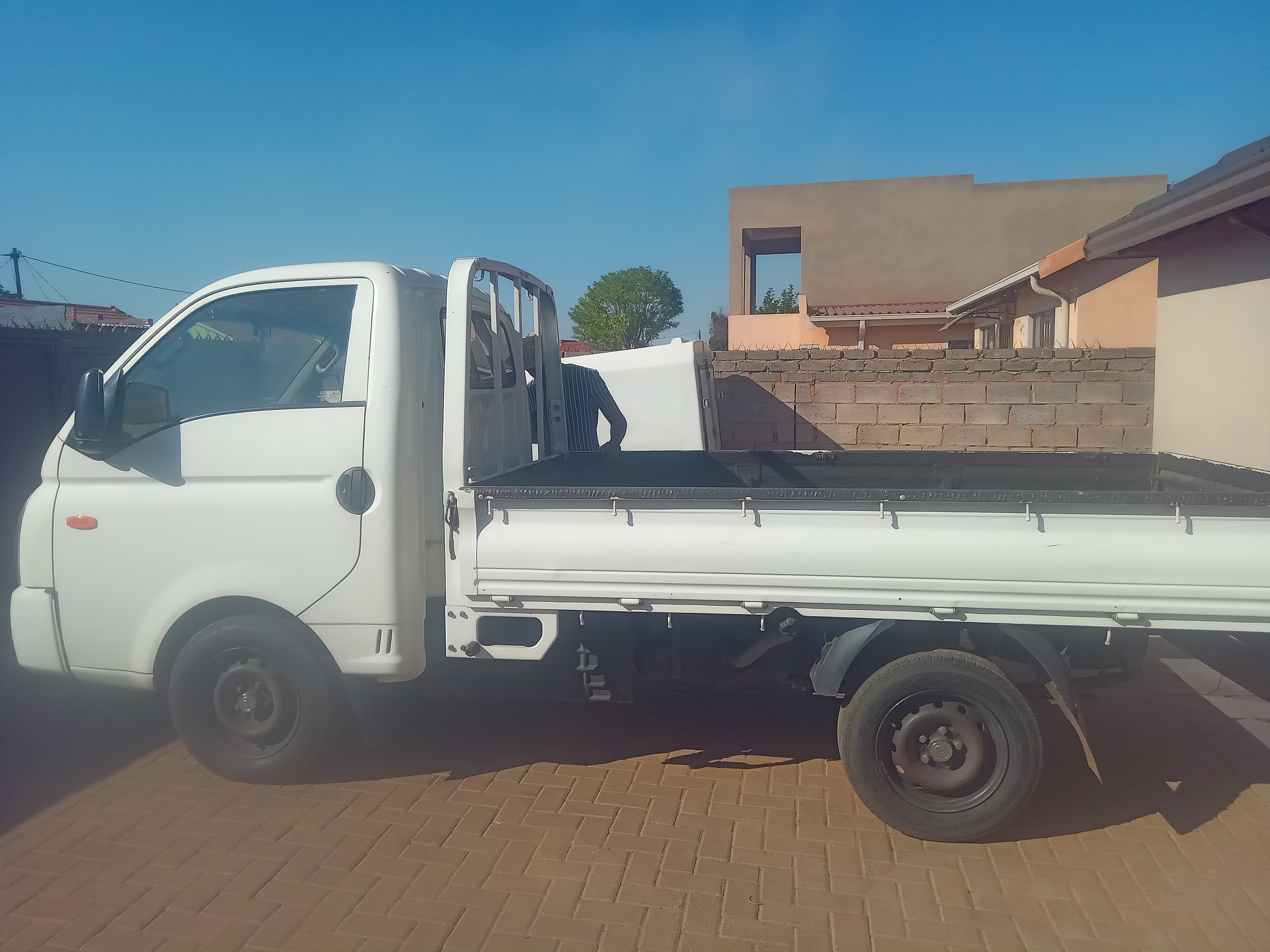 House Moving Bakkie for hire