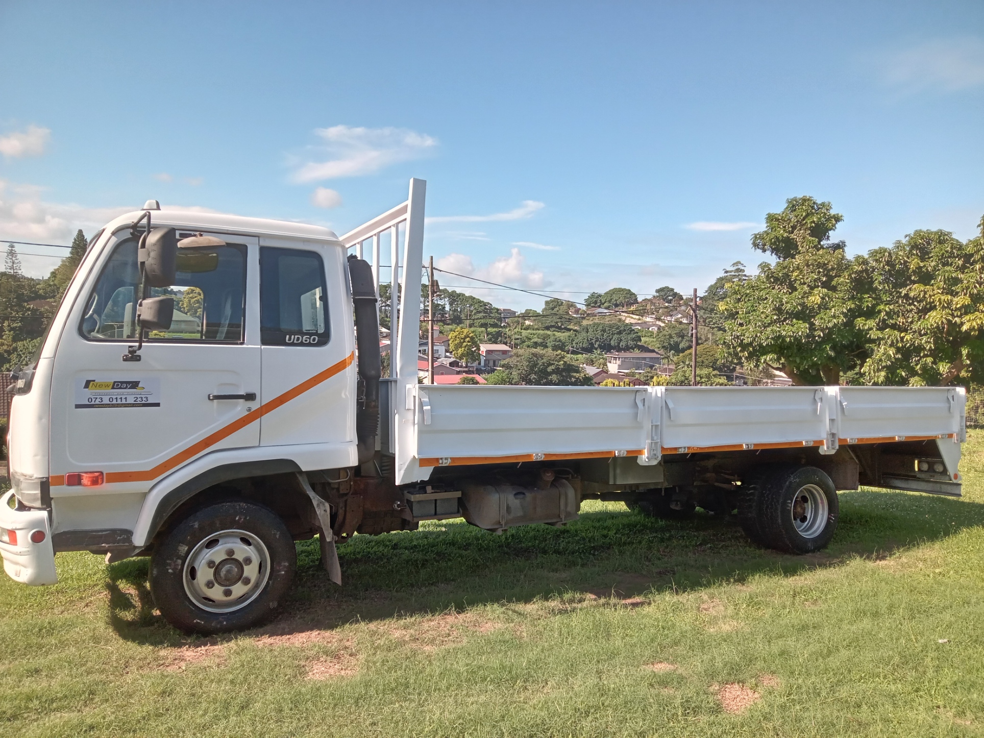 Medium Dropside truck for hire in Durban and surrounds Kwazulu-Natal