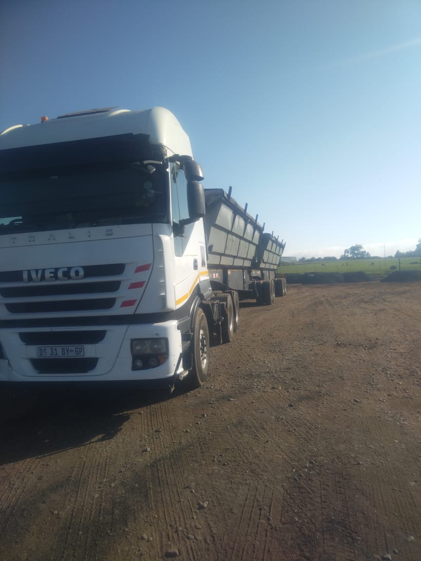 34 Ton Side Tipper Truck Hire for hire in Johannesburg Mpumalanga