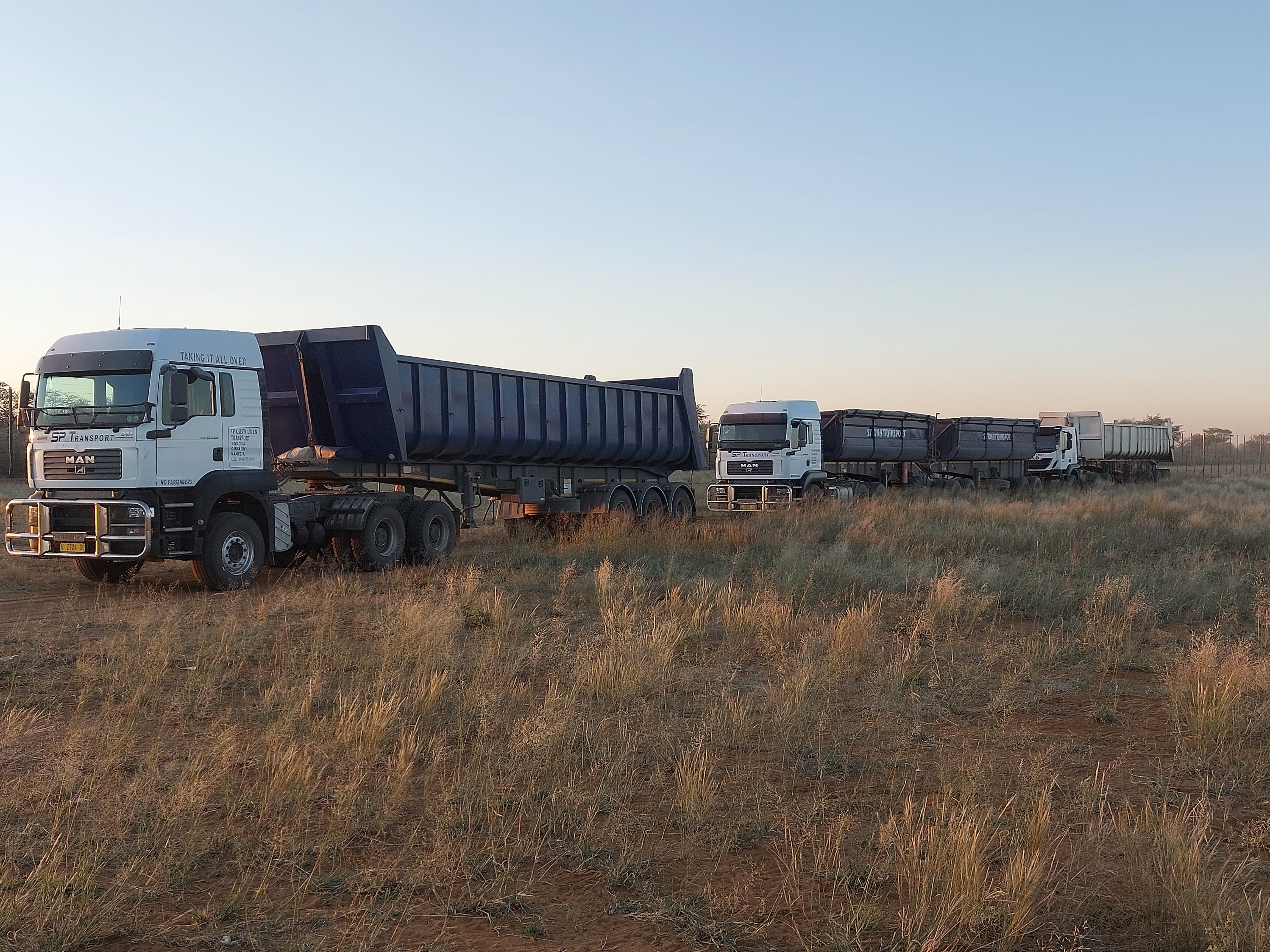 34 Ton Side Tipper for hire in Gobabis, windhoek, walvis bay Namibia, Omaheke