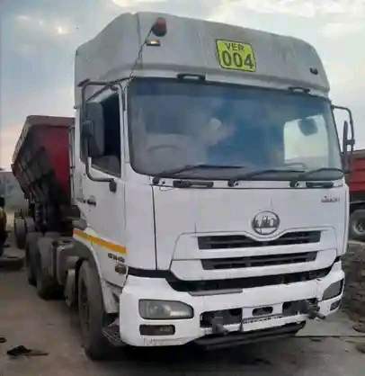 34 Ton SideTipper Truck For Rental for hire in North-West, Guateng, Mpumalanga, Durban, Richards Bay. South Africa, North West