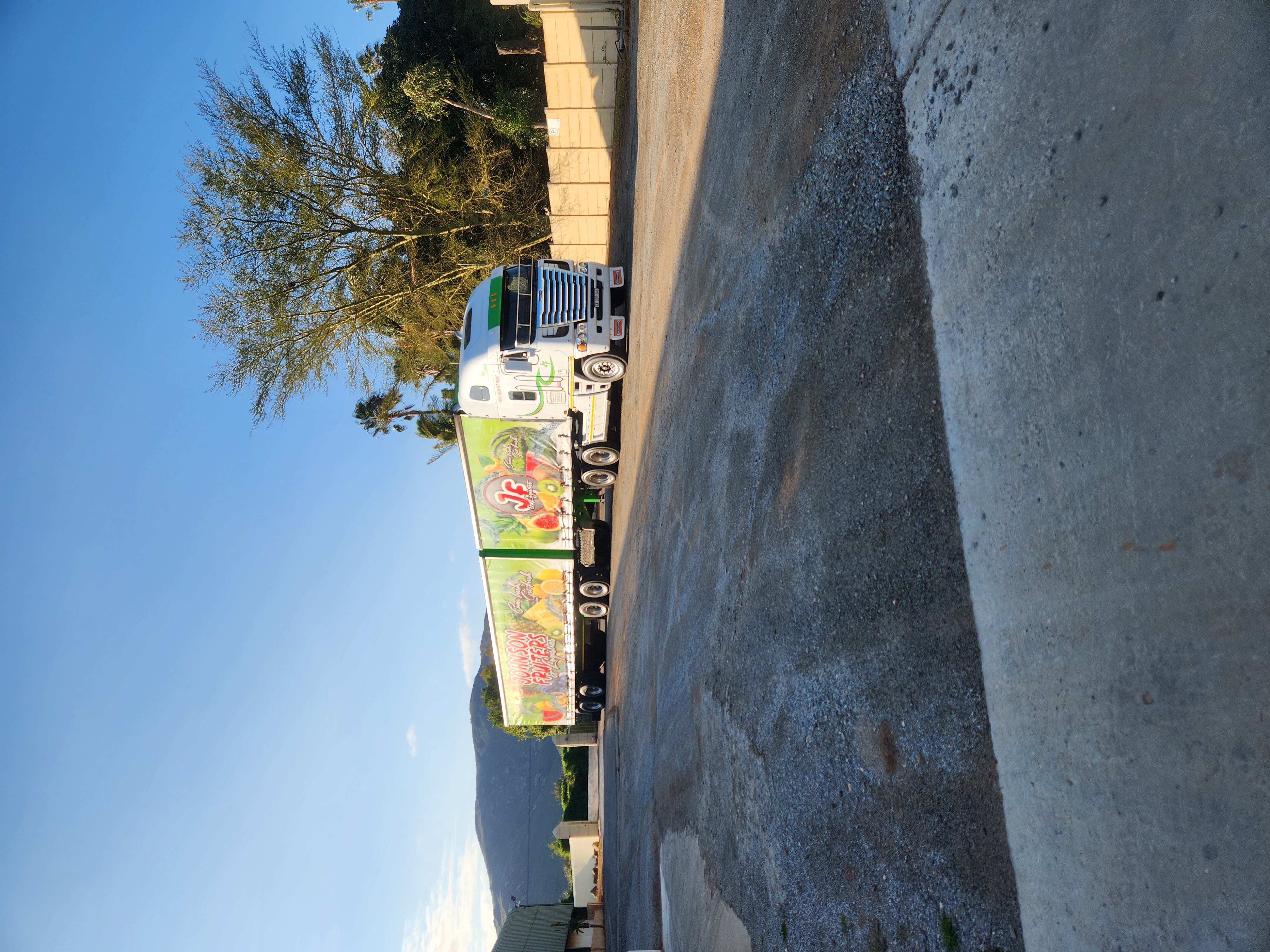 Superlink Tautliner for hire in Cape Town, Epping, Johanesburg South Africa, Western Cape