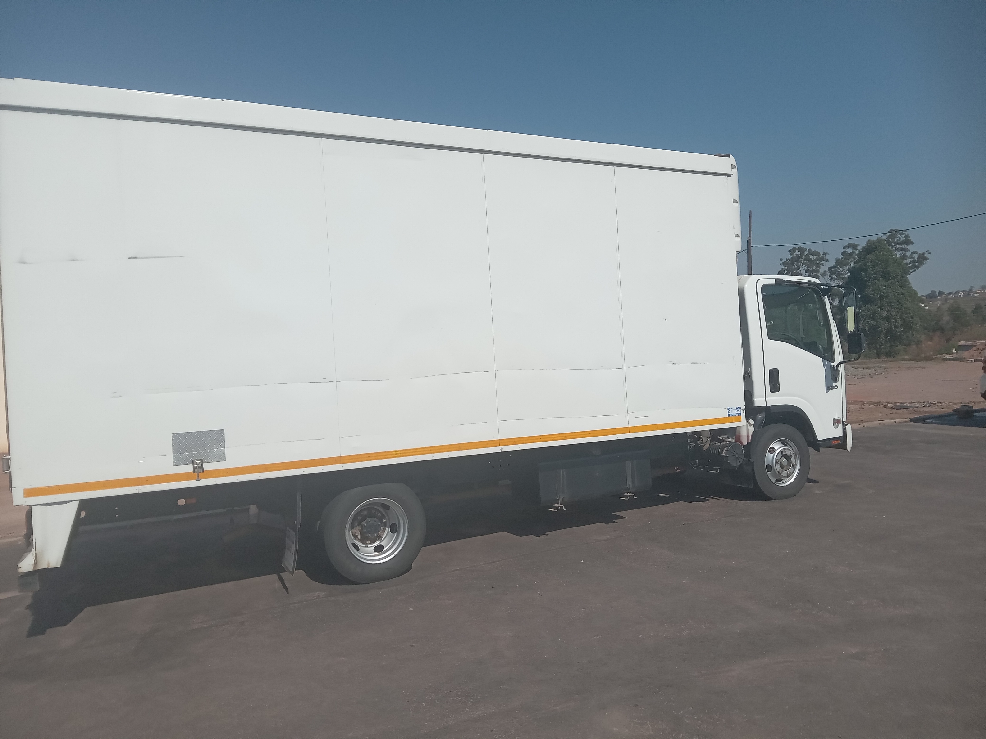 4 Ton Truck Rental for hire in Pietermaritzburg,Durban,Richards Bay,Howick South Africa, KwaZulu-Natal