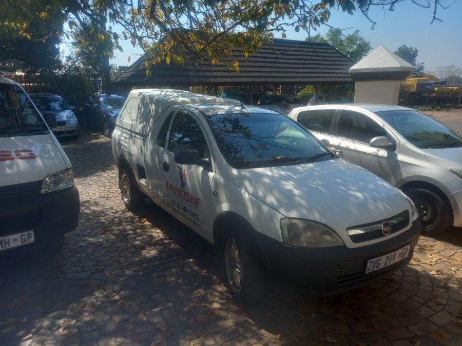Courier Bakkie Hire Near Me for hire