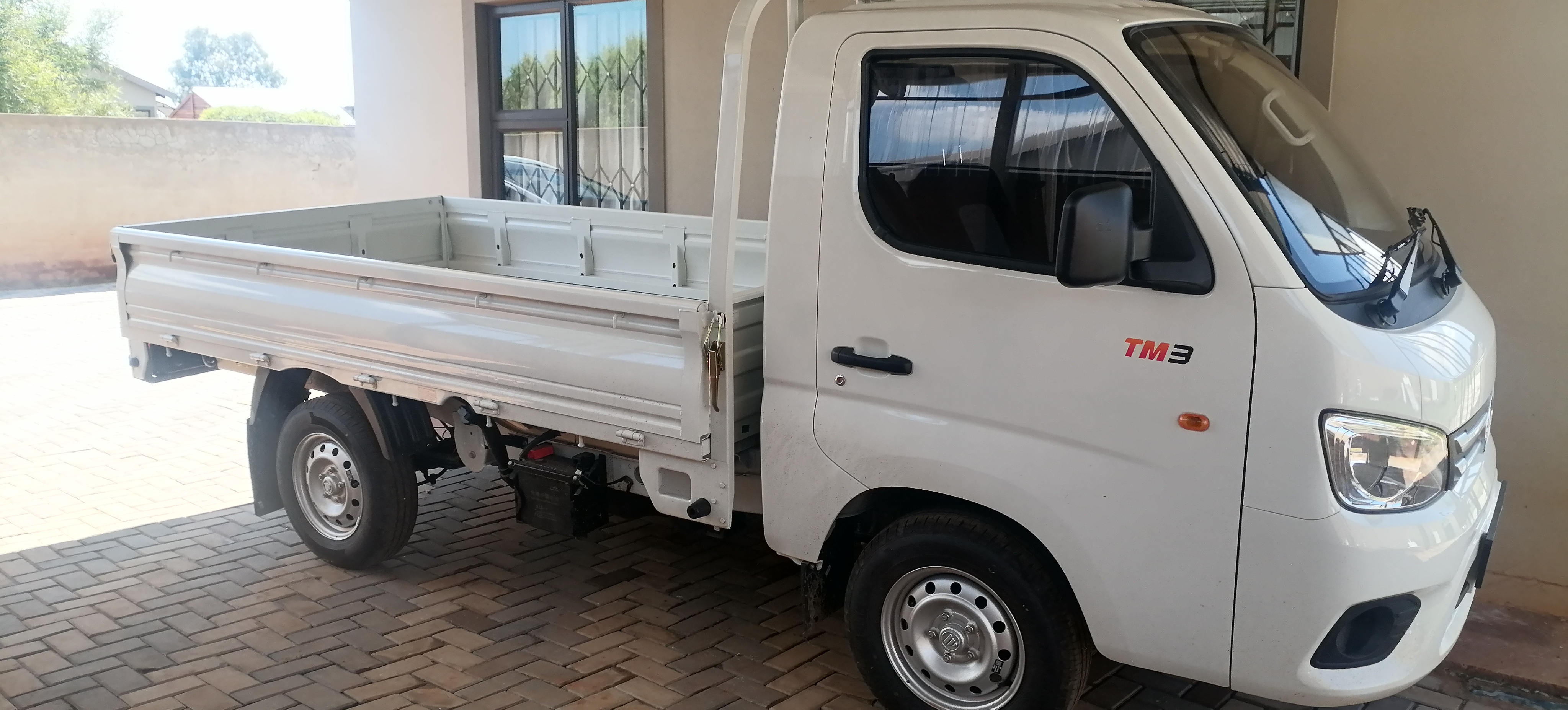 1 - 4 ton truck for hire in Tumelo H Mofokeng South Africa, Gauteng
