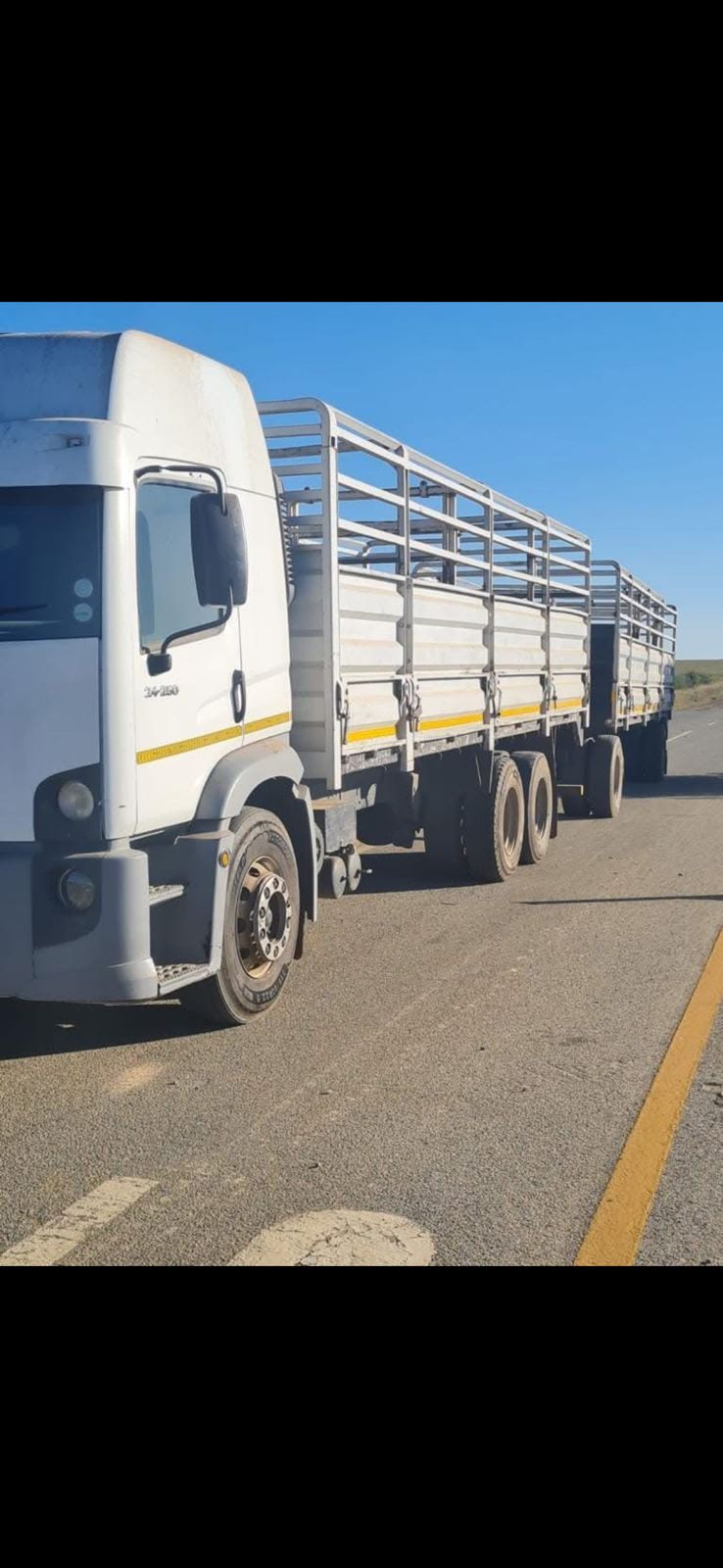 Medium Dropside truck for hire in Wouter Viljoen South Africa, Mpumalanga