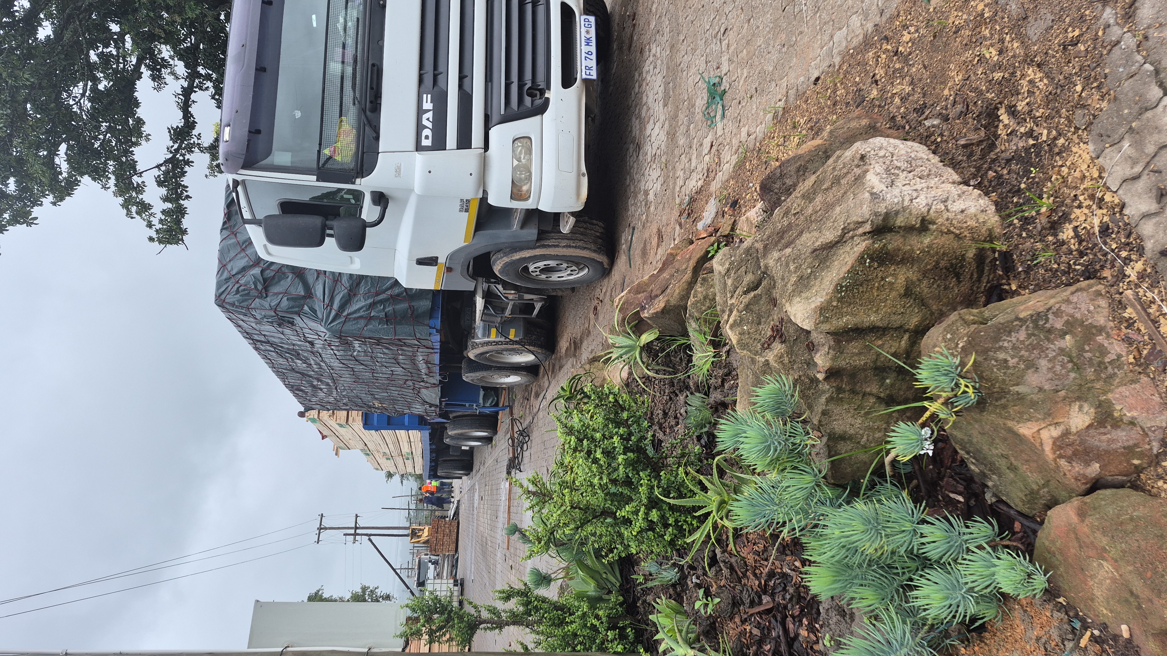 33 - 34 ton truck for hire in Terence South Africa, Gauteng