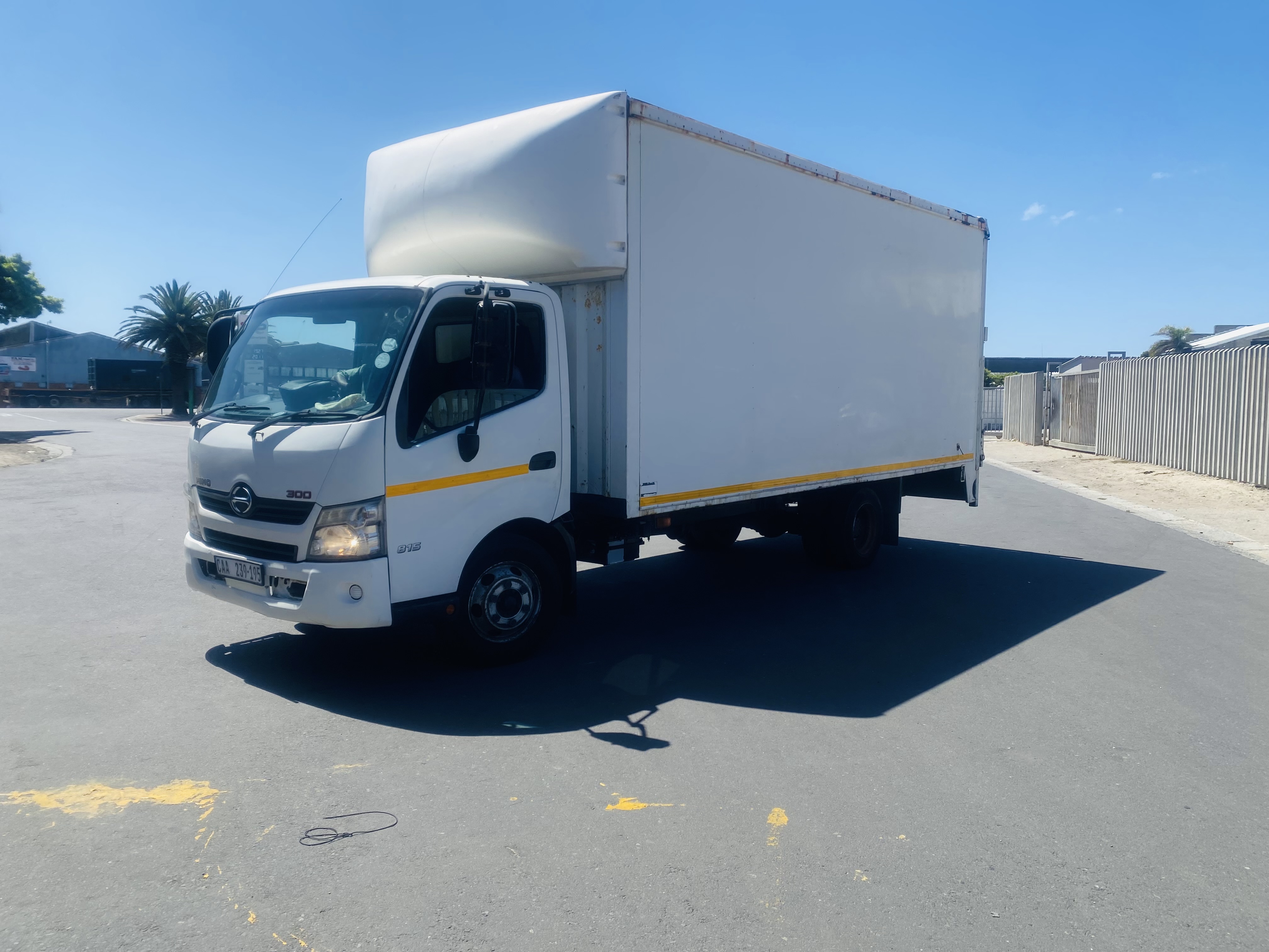 4 Ton Pick Up Lorry Rental for hire