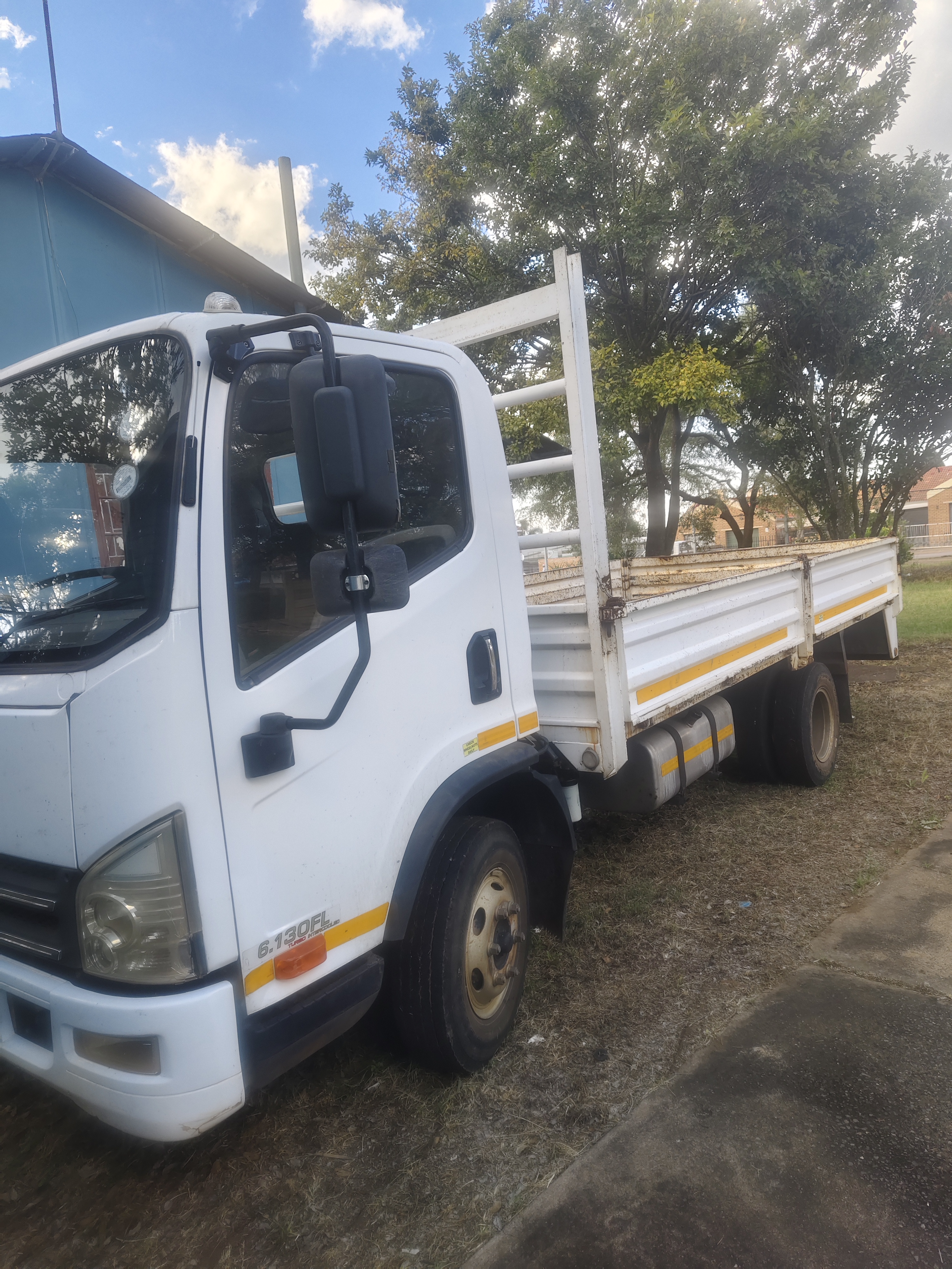 4 Ton Dropside Truck Rental for hire