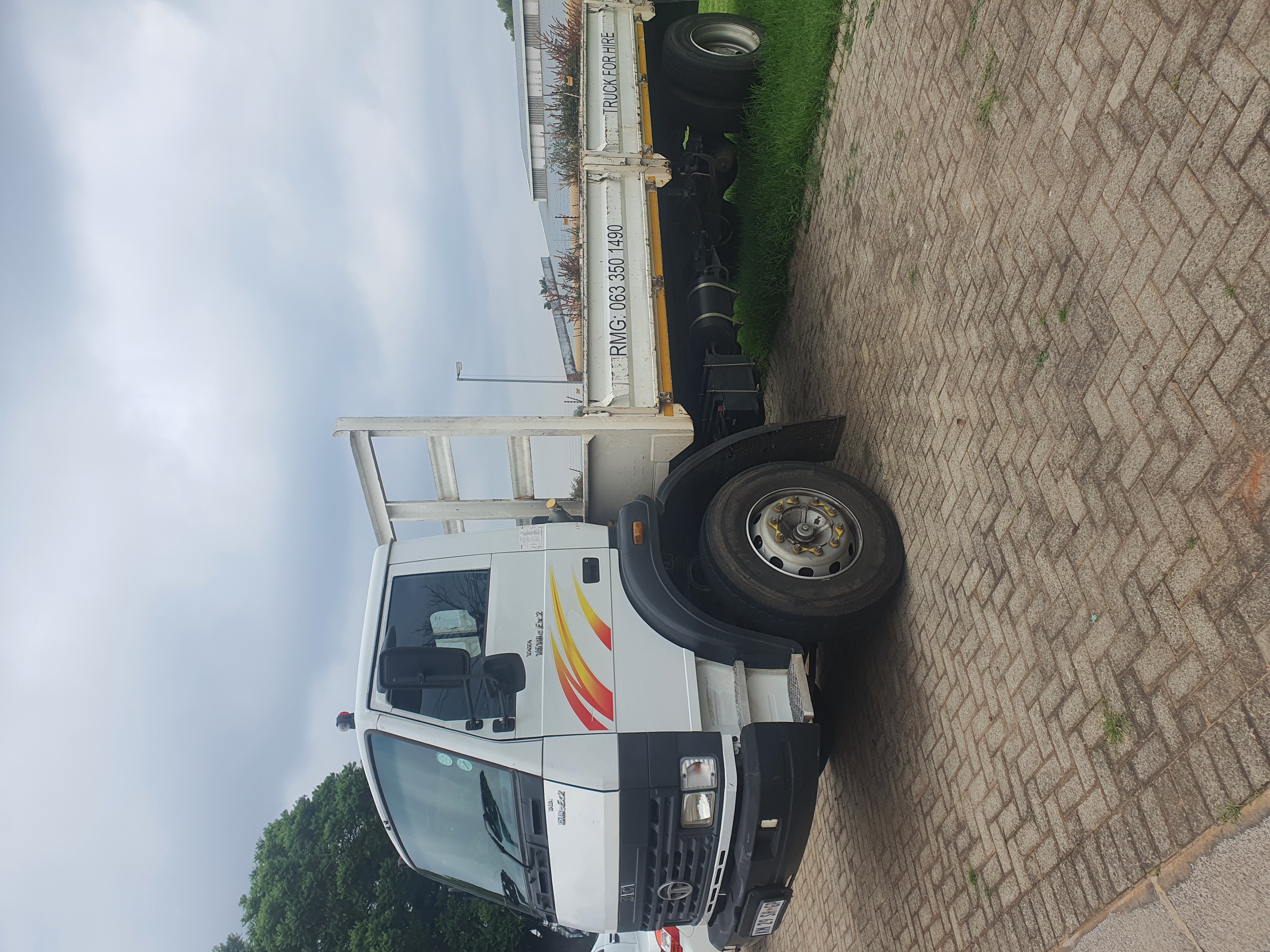 Construction Truck Hire 8 Ton Dropside Truck Hire for hire