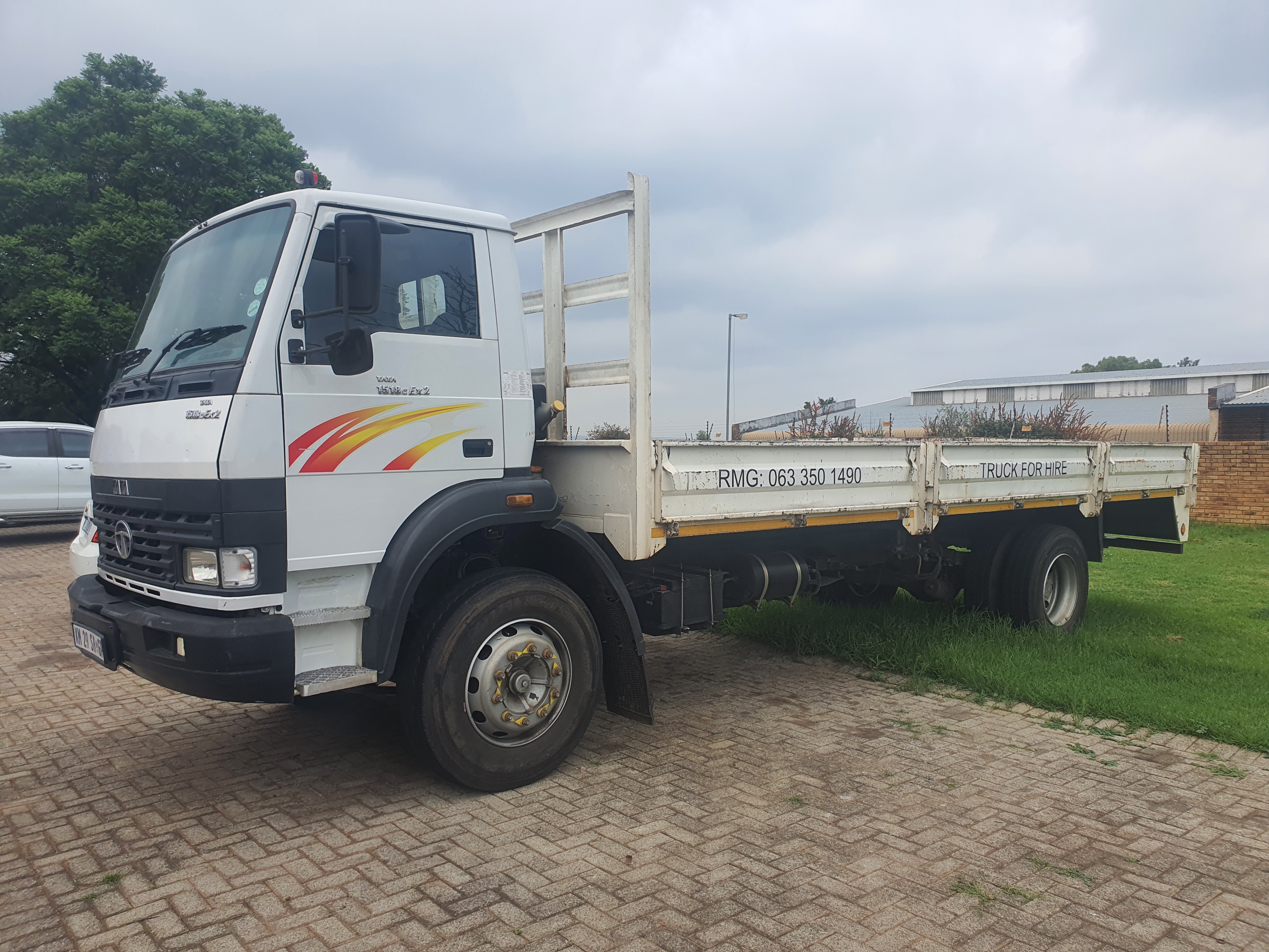 Construction Truck Hire 8 Ton Dropside Truck Hire for hire