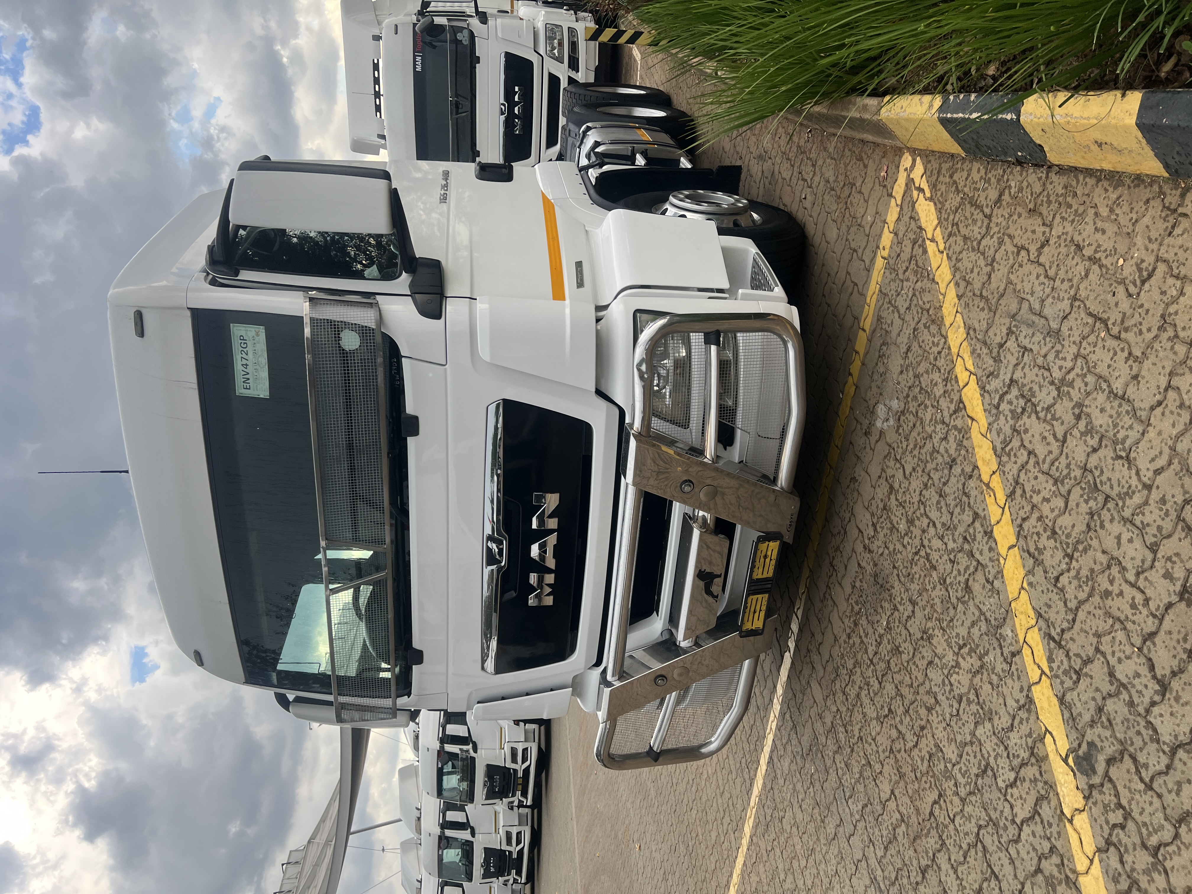 33 - 34 ton truck for hire in MS Value Logistics South Africa, Gauteng