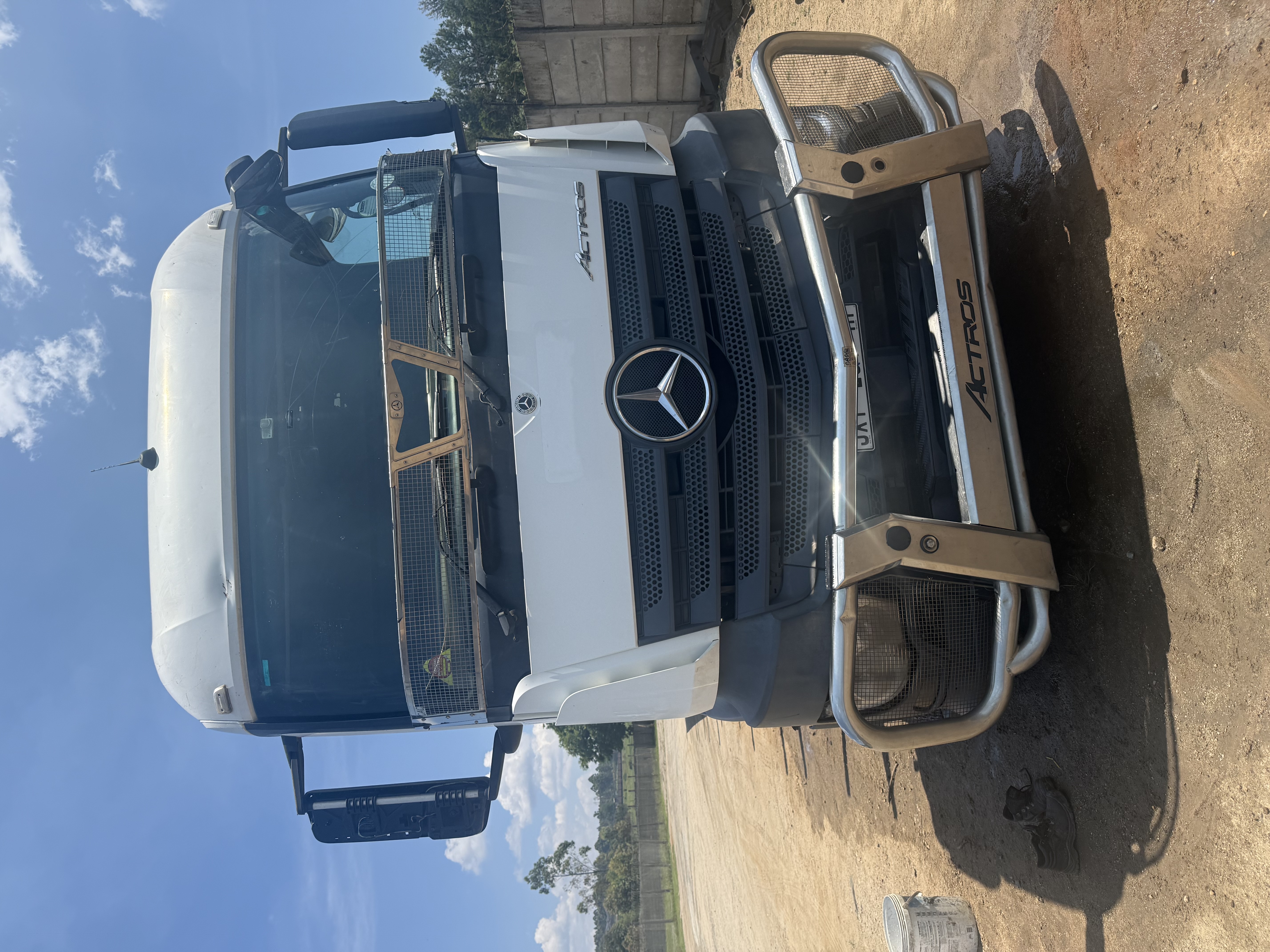 1.5 Ton Horse and Trailer for hire in Given Mdluli South Africa, Mpumalanga