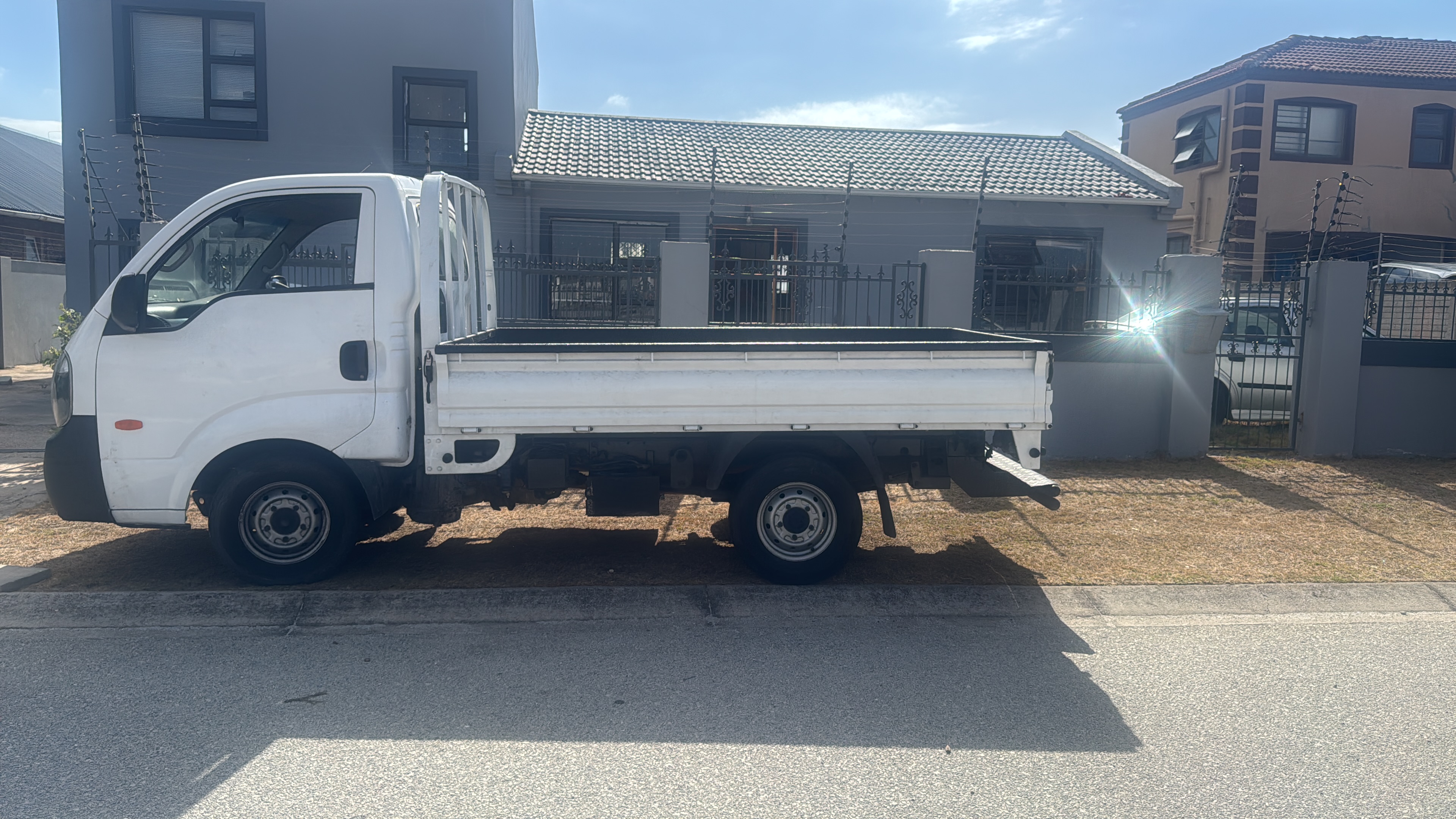 1.5 Ton Dropside for hire in Asiphe Matseke South Africa, Eastern Cape