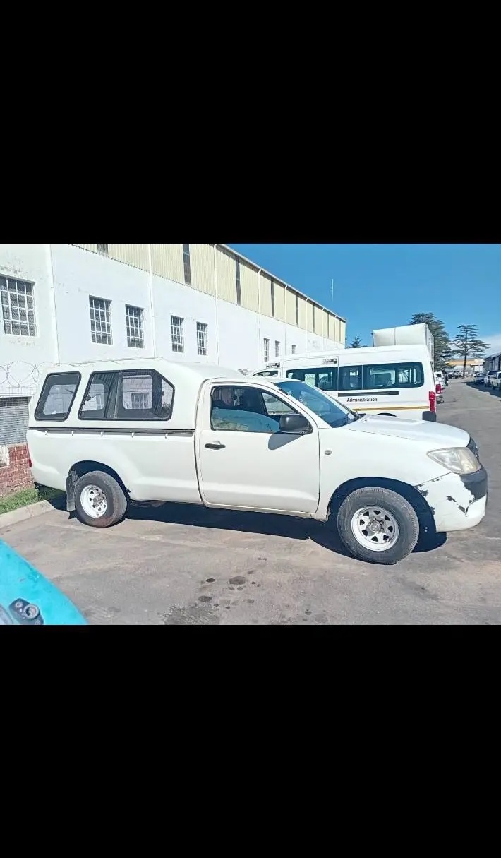 Bakkie for hire in Phumzile Mathongwane South Africa, Eastern Cape
