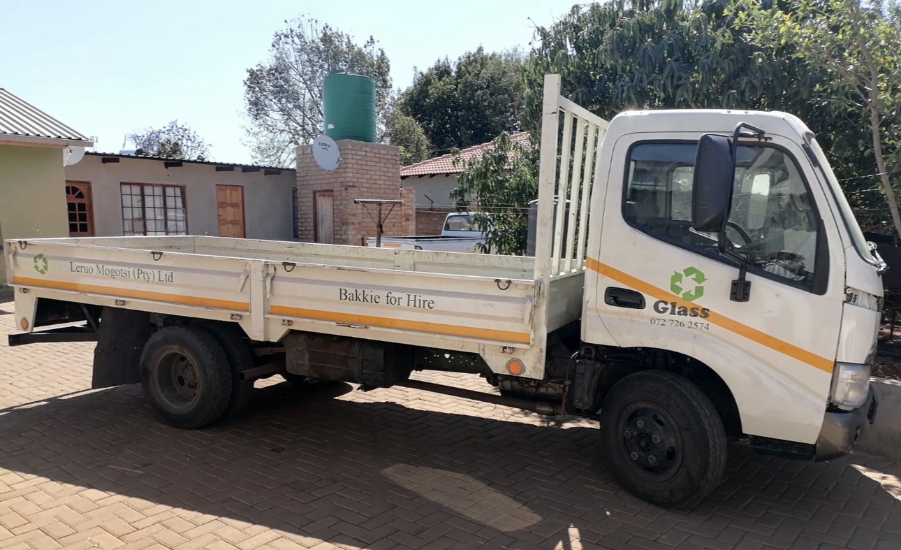 3 Ton Truck for hire in Thapedi Maake South Africa, North West