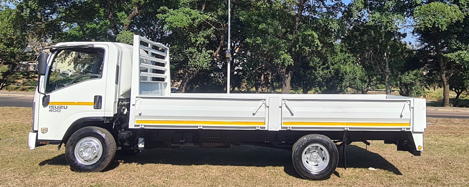 4 Ton Dropside for hire