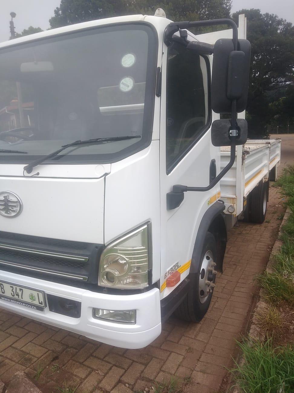 Truck Dropside for hire