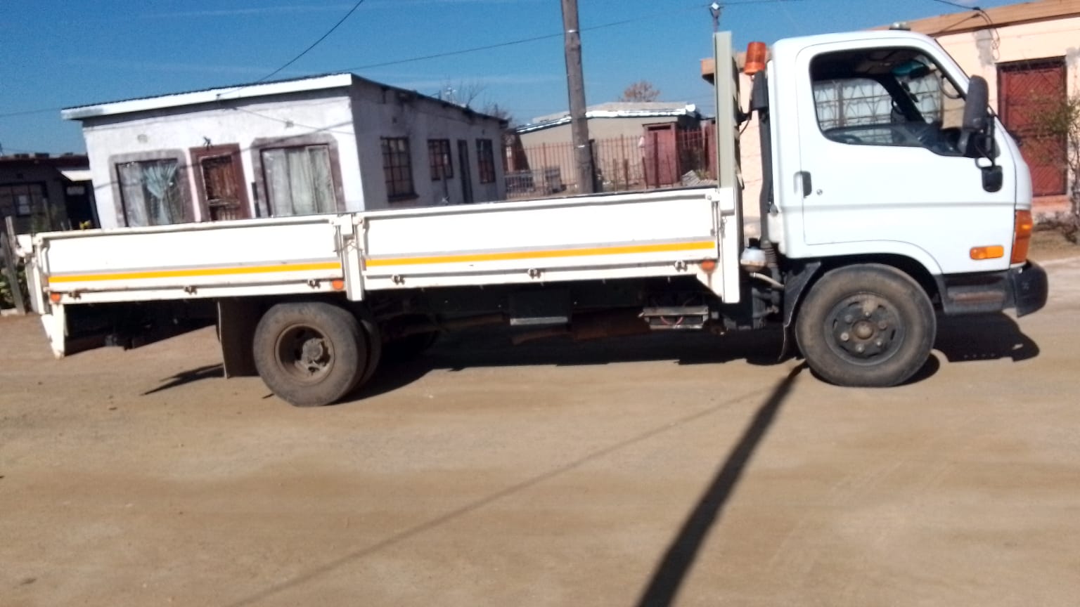 14 Ton Cube Truck for hire in Vuyo South Africa, Free State