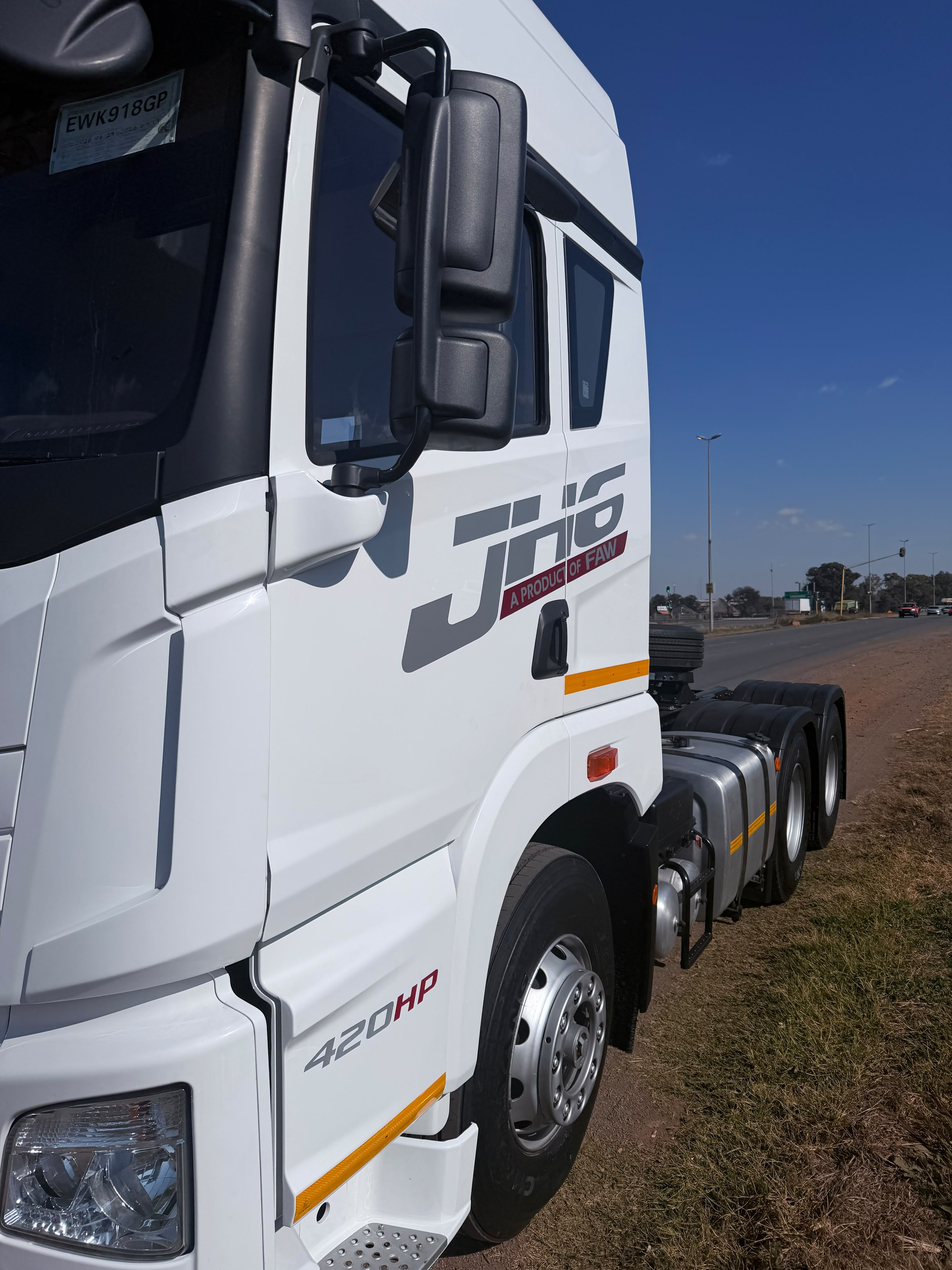 0.5 Ton Tautliner for hire in Lwanele South Africa, Eastern Cape