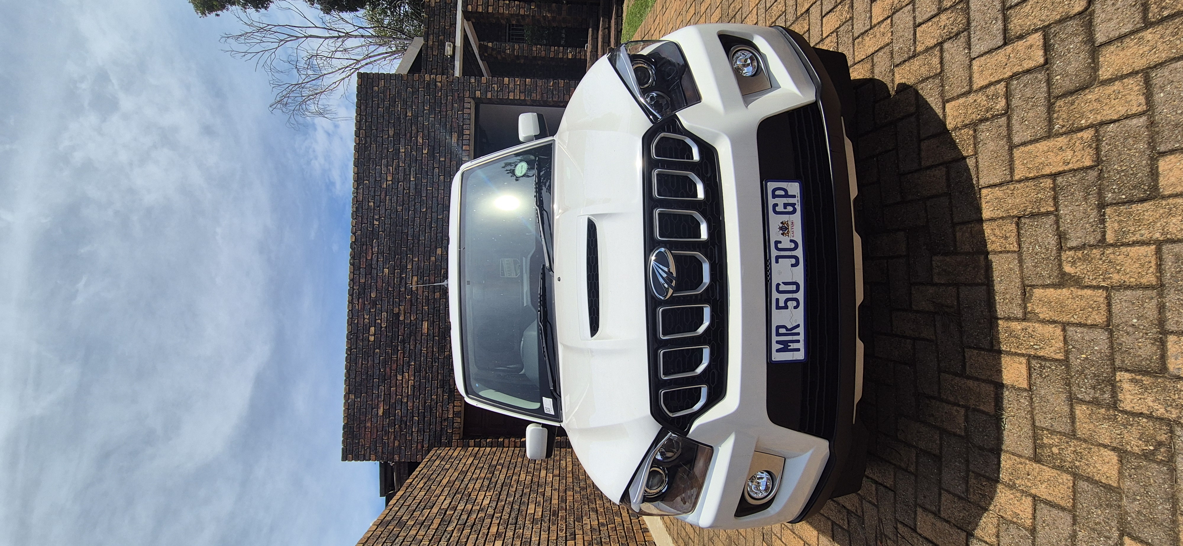 1 Ton Bakkie for hire in Anesh Ramauthar South Africa, Gauteng