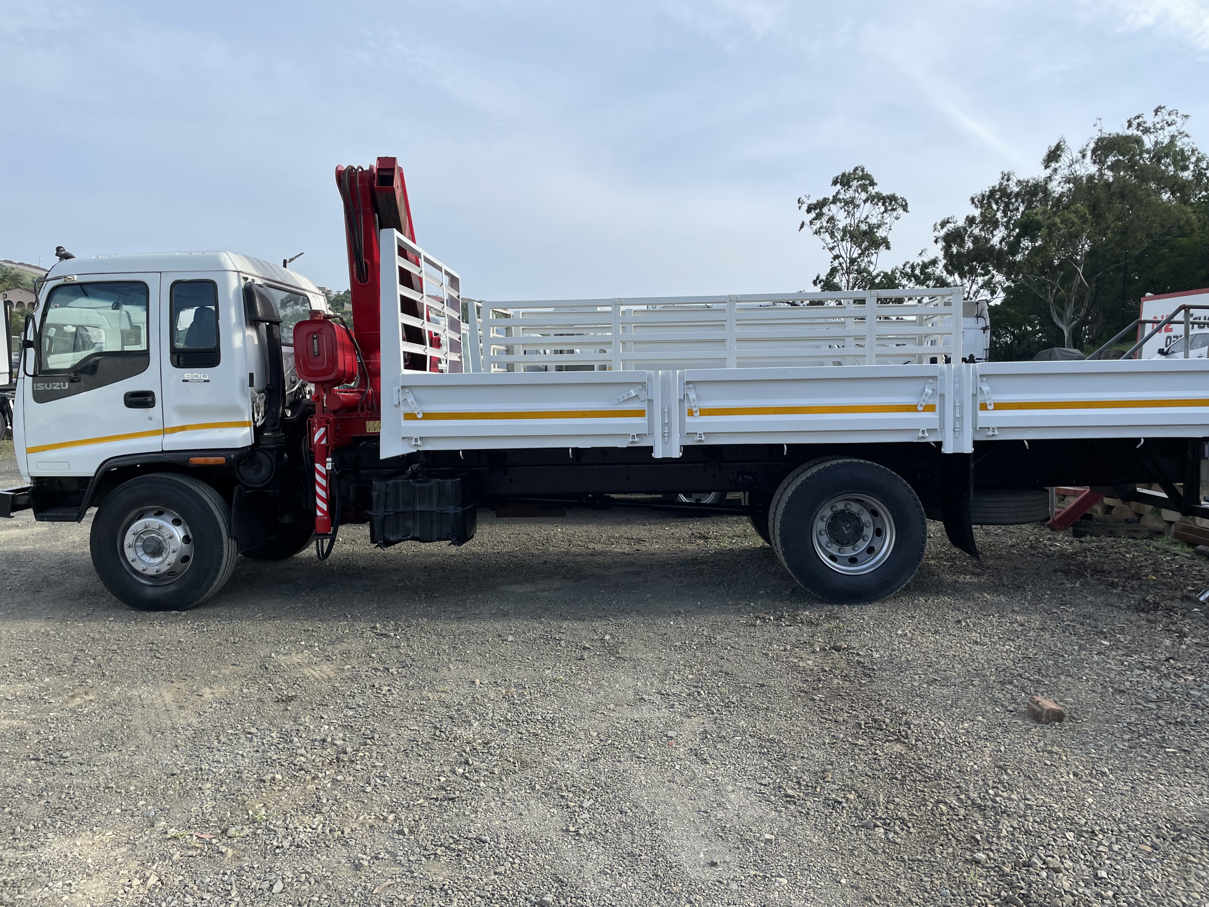 1 Ton Dropside for hire