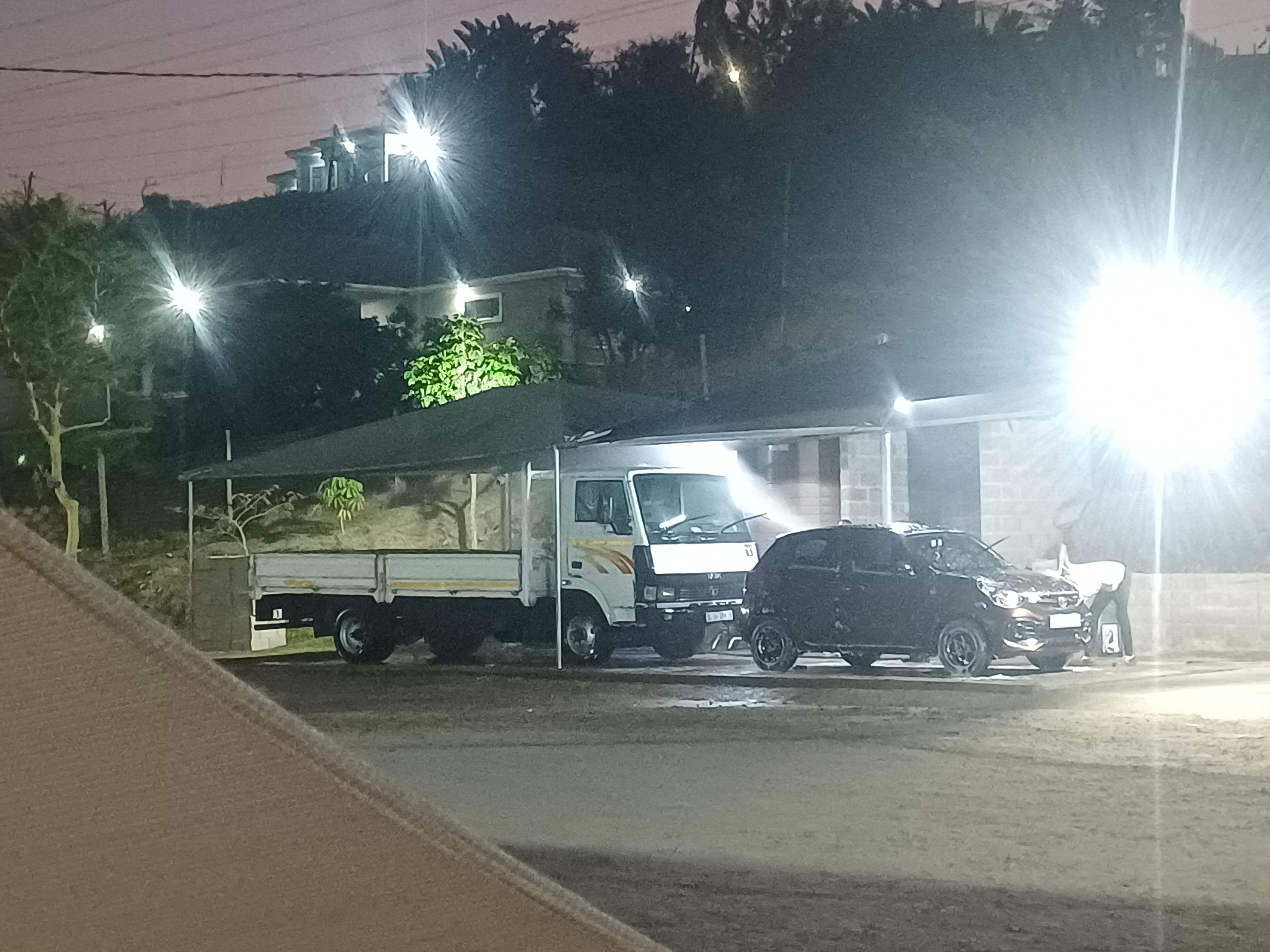 4 Ton Truck for hire