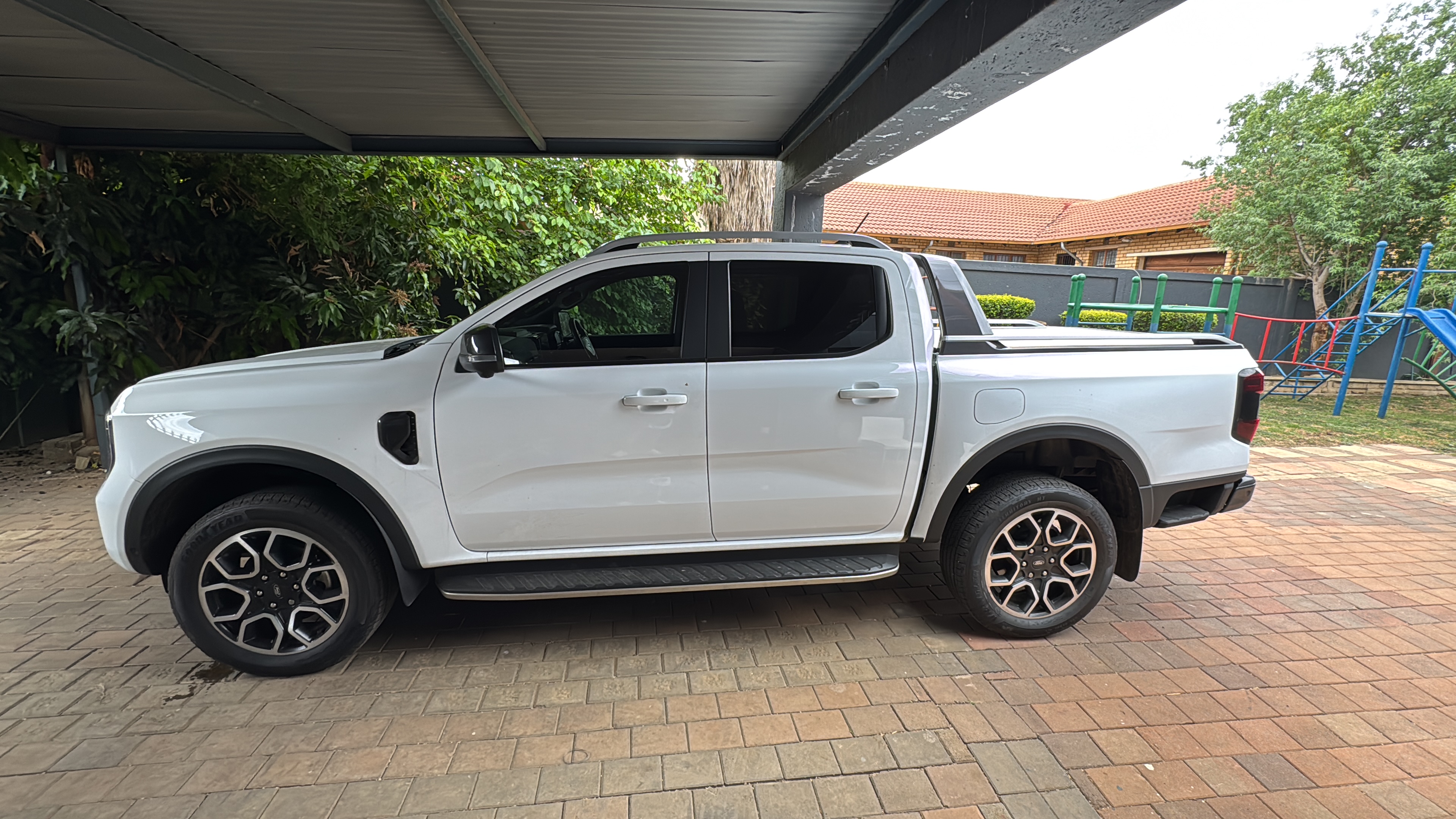 0.5 ton truck for hire in Nqabayam South Africa, Gauteng