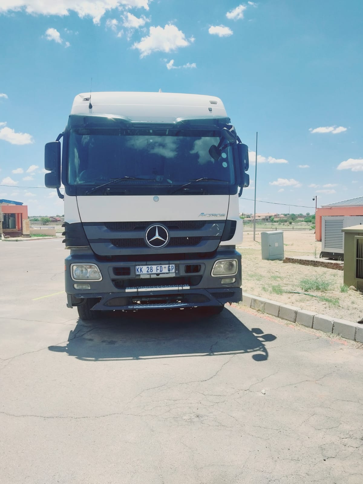 34 Ton Side Tipper Truck Rental for hire in Ladysmith Kwazulu-Natal