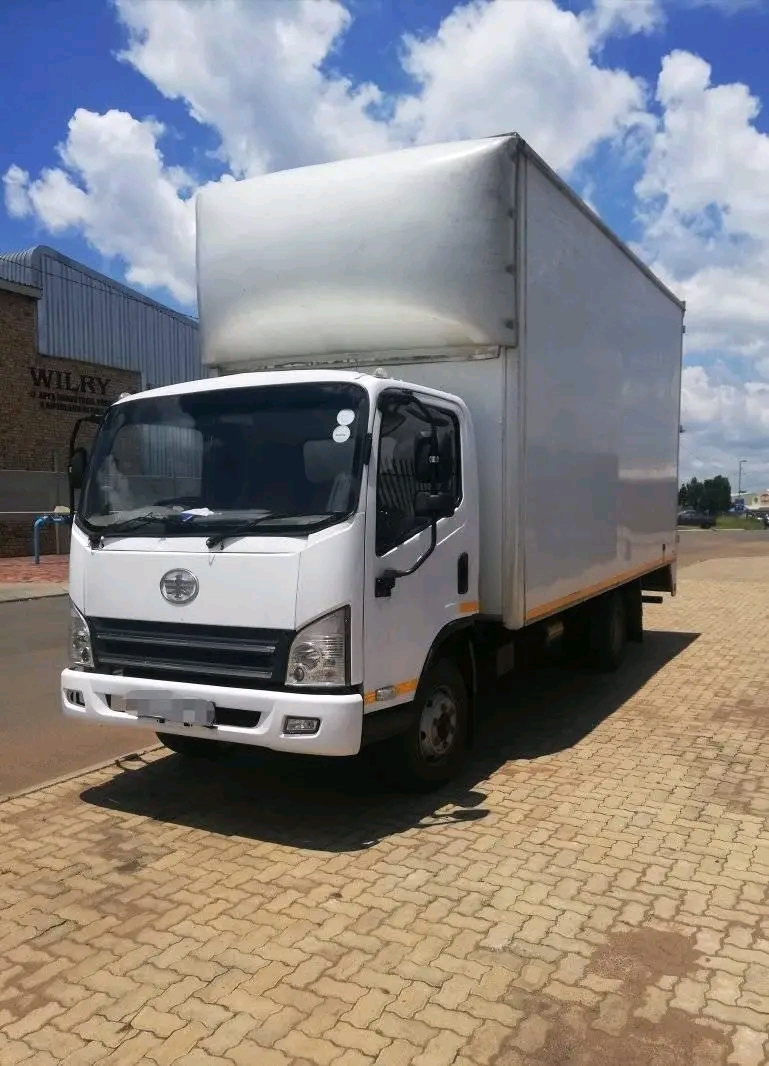 4 Ton Close body for hire in Gauteng
