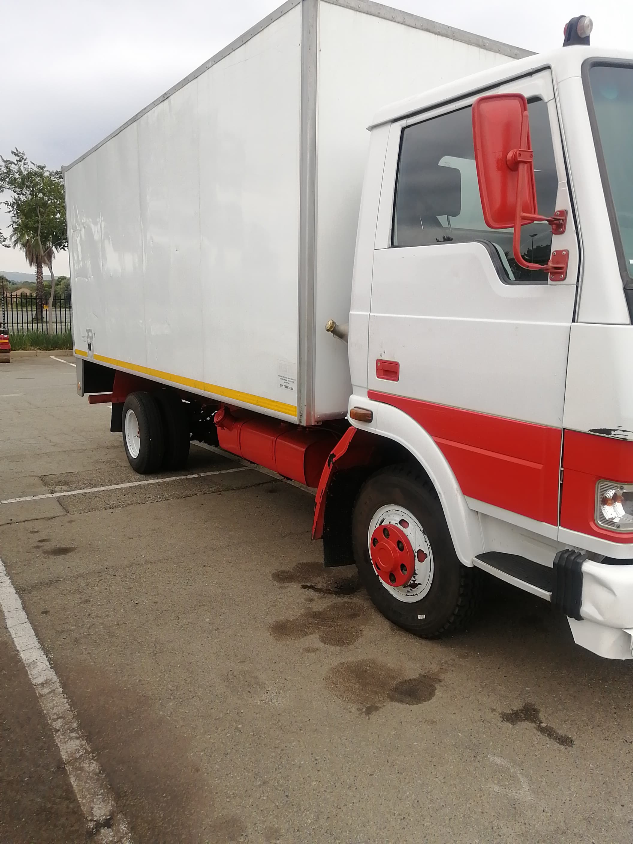 Pick Up Lorry 4 ton for hire in Gauteng  Mpumalanga