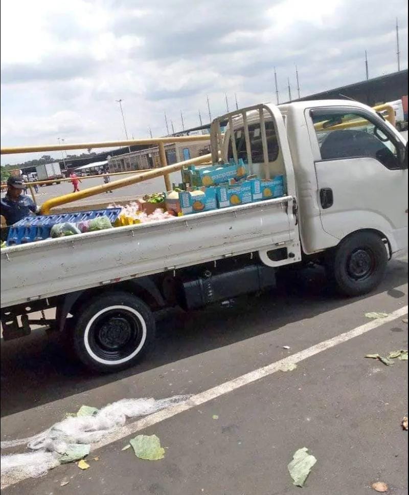 1 Ton Bakkie for hire in Gauteng