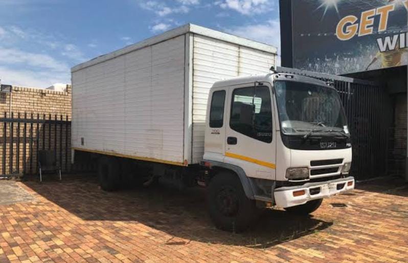 4 Ton Truck Hire Near Me for hire in Johannesburg, Germiston, springs. Pretoria, Durban, cape town  Gauteng