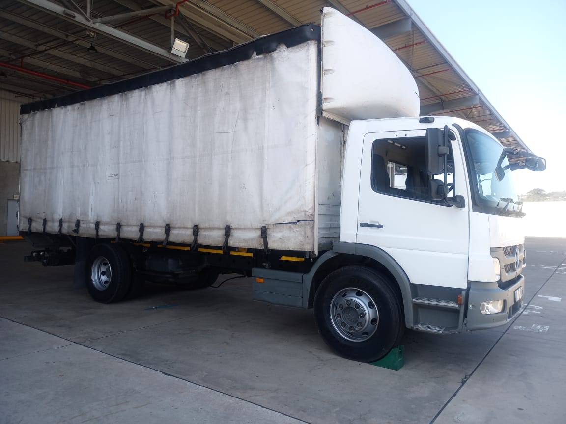 1 Ton Truck for hire in DURBAN, PINETOWN  Kwazulu-Natal
