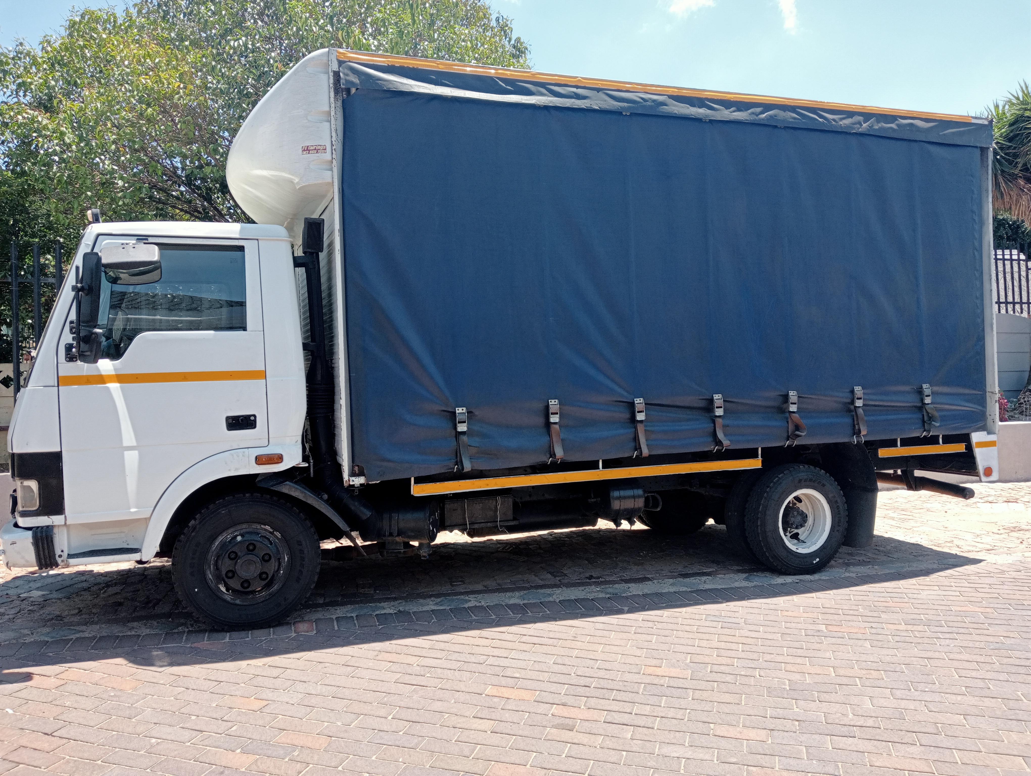 4 Ton Curtain Side Truck Hire for hire in Johannesburg Gauteng