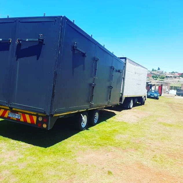12  Ton Truck Hire for hire in Johannesburg North, Randburg, South Africa Gauteng