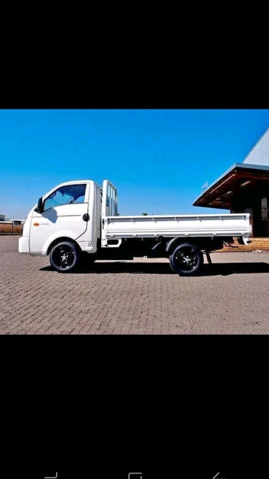 1 Ton Truck for hire in Durban CBD,umlazi,phoenix,Nanda,Chatsworth,isiphingo,kwamashu Kwazulu-Natal