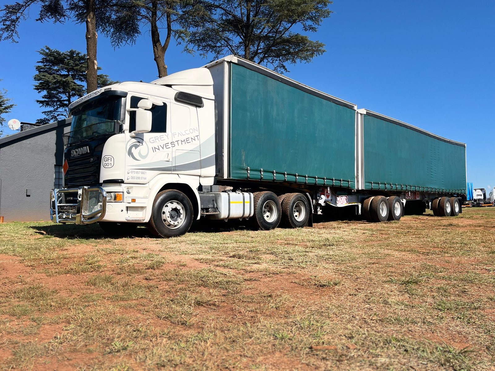 Superlink Tautliner for hire in Cape Town, Johannesburg, Durban, PE Western Cape