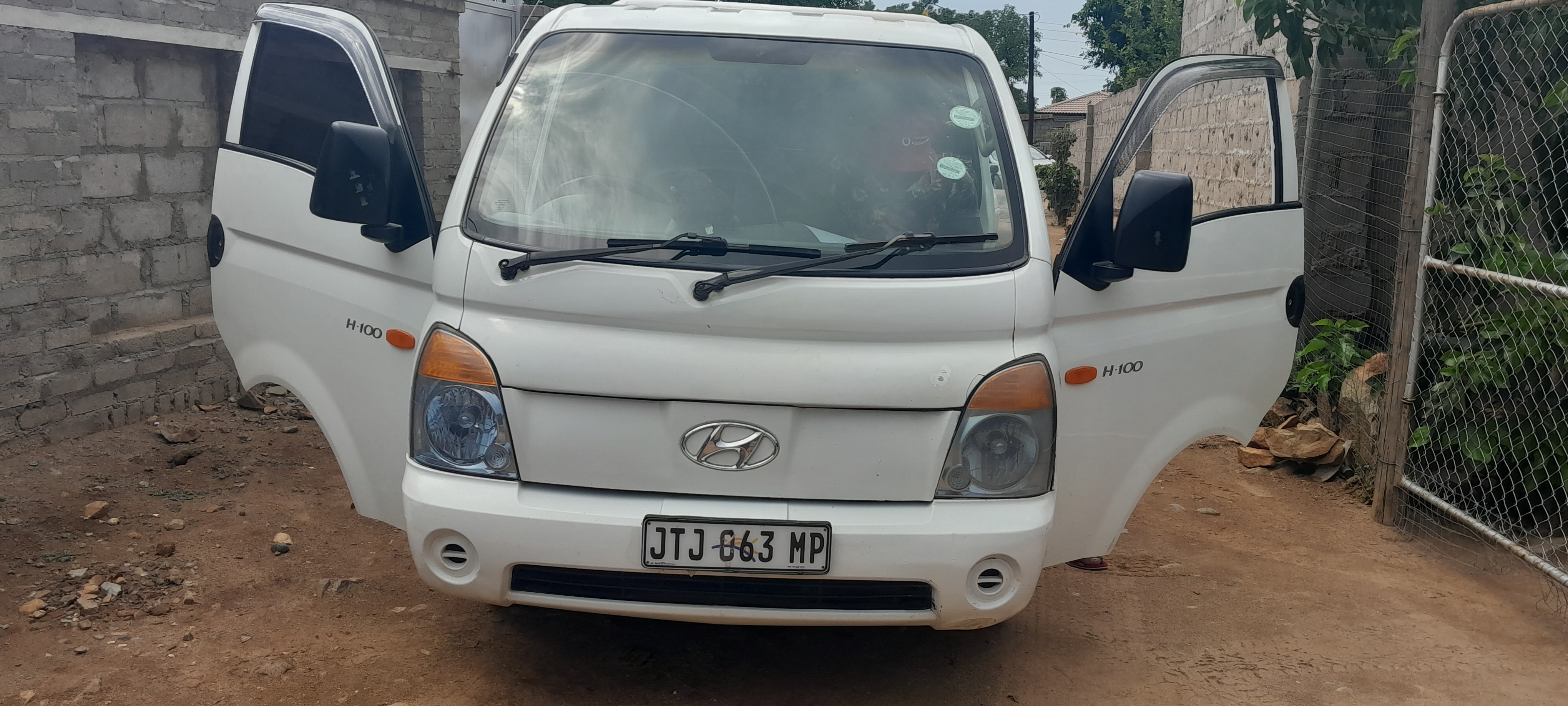 Bakkie Truck Hire for hire